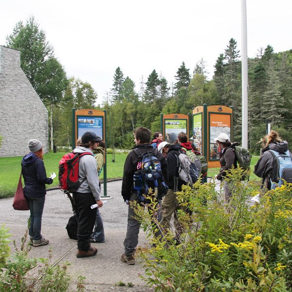 Groupe d'étudiant en sortie terrain