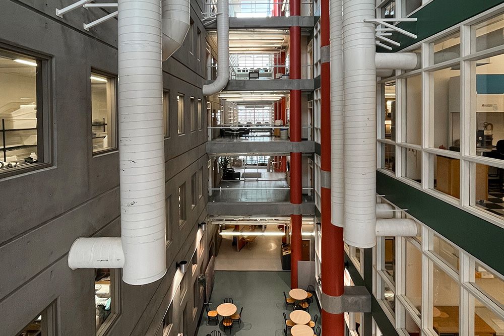 Atrium du pavillon Charles-Eugène-Marchand